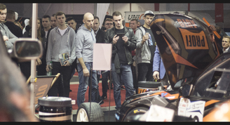 Wyścigowe stoisko ProfiAuto podczas Warsaw Motor Show